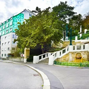 **** Отель Strudlhof Австрия